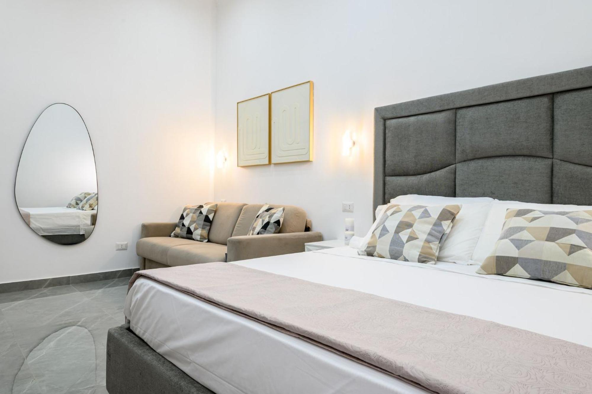Giordano Suite Center Neapol Zewnętrze zdjęcie