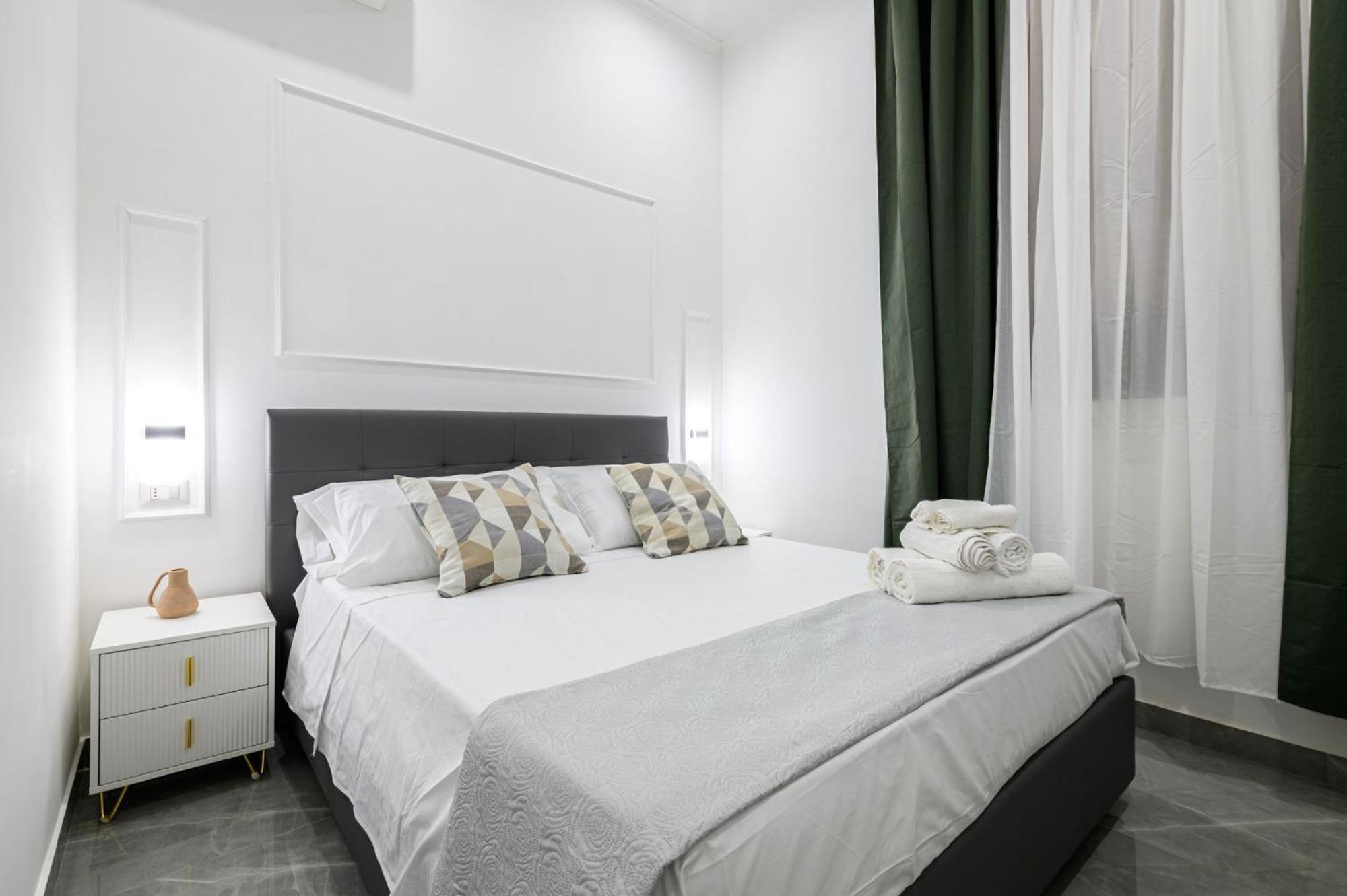 Giordano Suite Center Neapol Zewnętrze zdjęcie