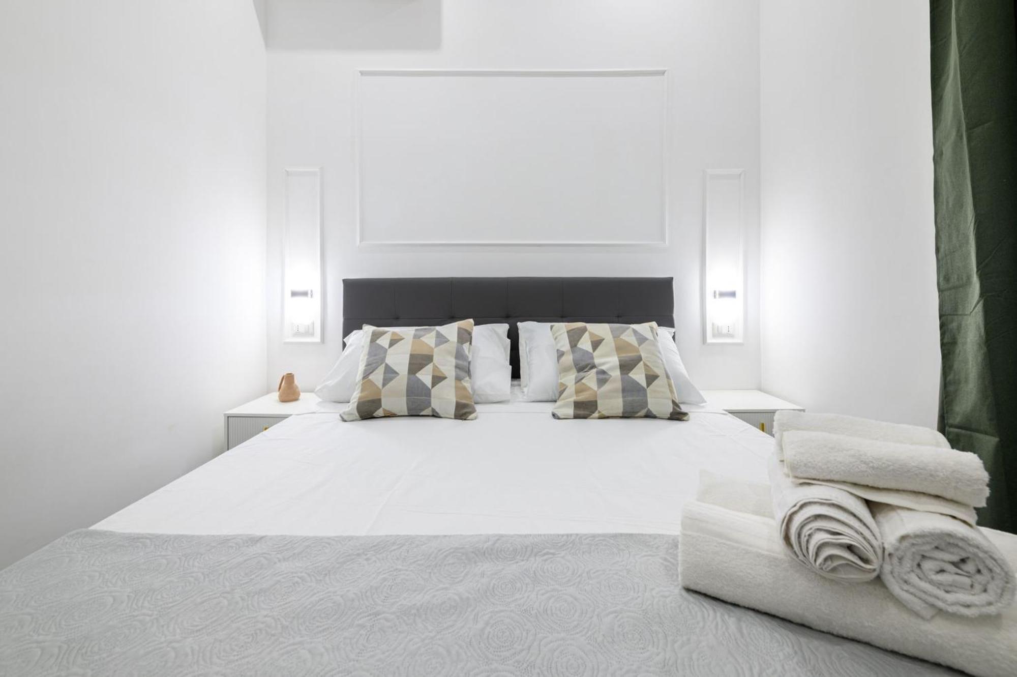 Giordano Suite Center Neapol Zewnętrze zdjęcie